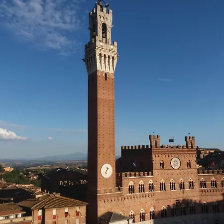 Casa Maria Grazia Tipico Del Centro Storico Di Ad Un Passo Da Piazza Del Campo